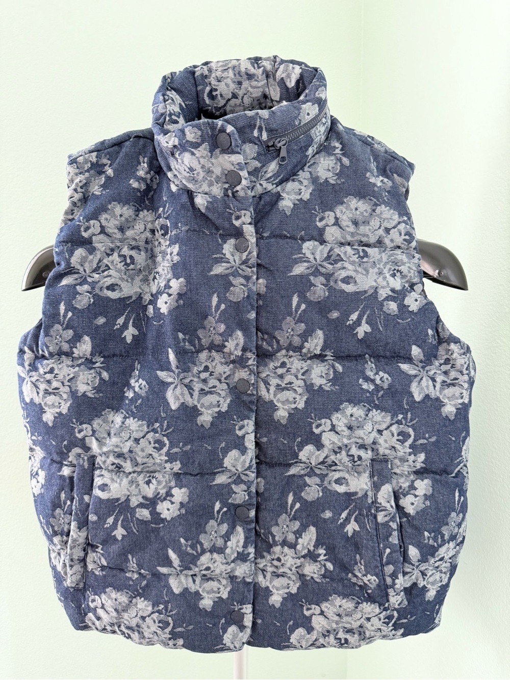 GAP Denim Floral Quilted Outdoor Puffer Vest